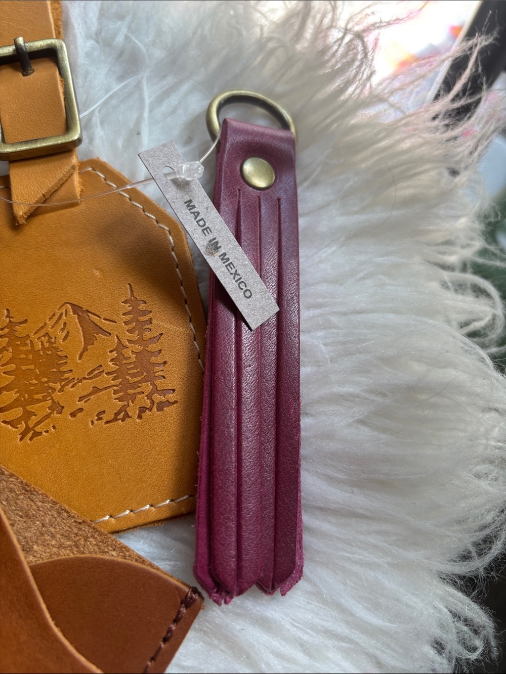 Portland Brown Leather Zip Cosmetic Pouch with luggage tag, card holder/tassel - Picture 5 of 6